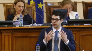 Пеканов охули решението на НС за преговори с Брюксел за Мариците