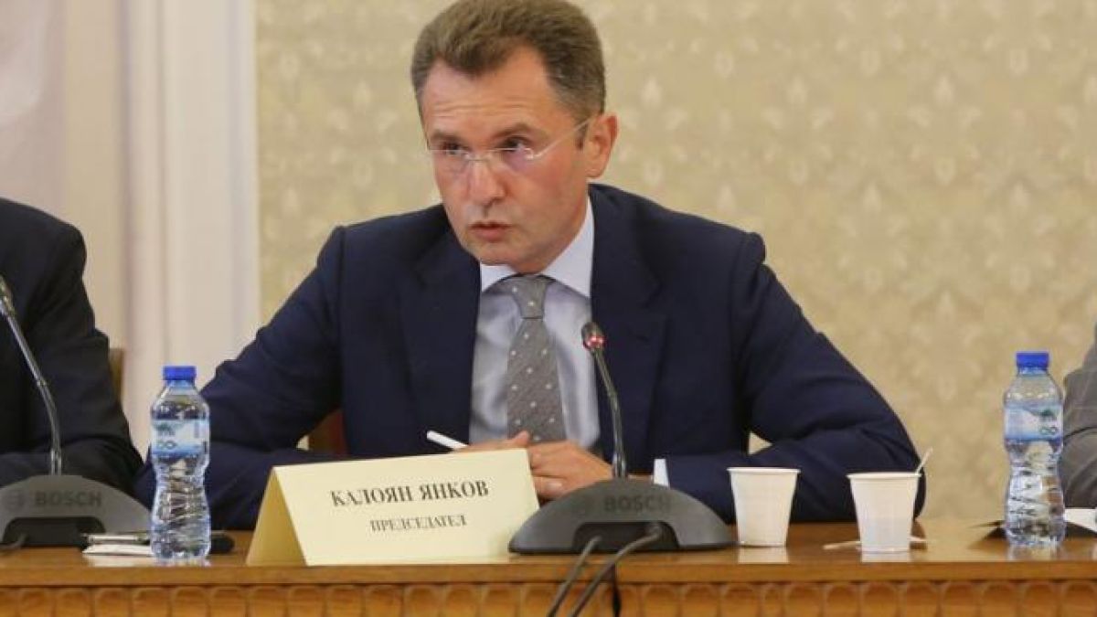 Първи случай на ковид в 46-ия парламент
