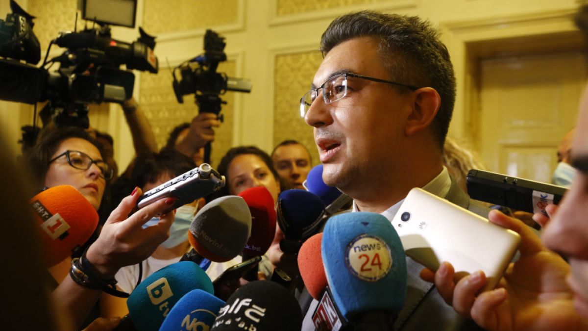 Пламен Николов обвини ИБГНИ и ДБ за провала на правителството