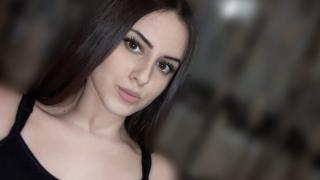 Кошмарни новини за състоянието на красивата Памела от мистериозното меле в Бургас 