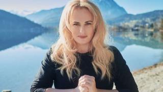 Актриса, която отслабна с над 30 килограма, показа как изглежда СНИМКИ