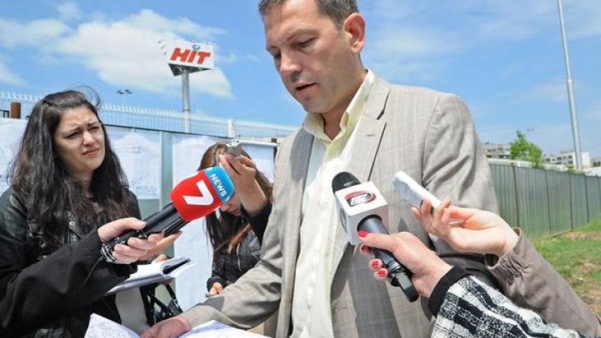 Транспортният министър реди семеен пъзел в пристанищата!