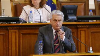 Стана ясно защо Кирил Петков иска да скрие Рашков в КПКОНПИ
