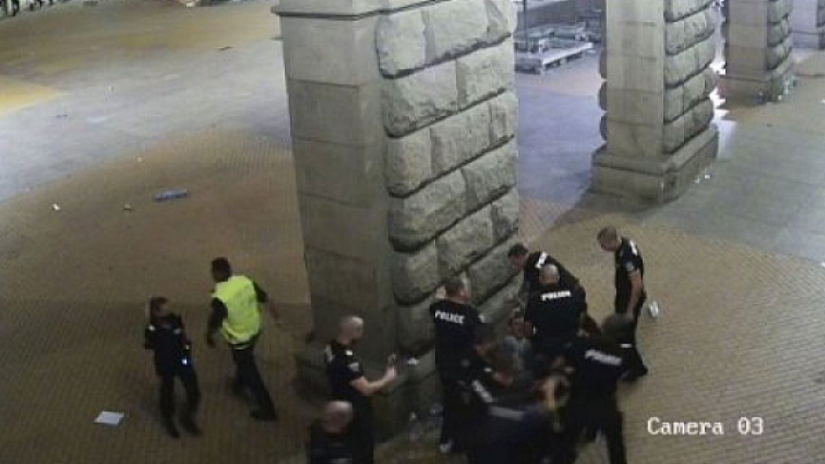 Ново разкритие за полицай, участвал в насилието пред Министерския съвет