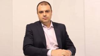 Съпругата на уволнения Рогачев към Рашков: Не се страхуваме  от престъпници, облечени във власт 