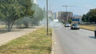 Огнен ад в столичния жк "Младост" СНИМКИ