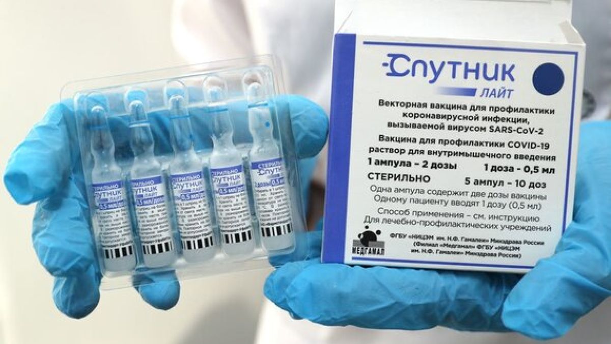 Разкриха ефективността на руската ваксина "Спутник лайт" срещу К-19