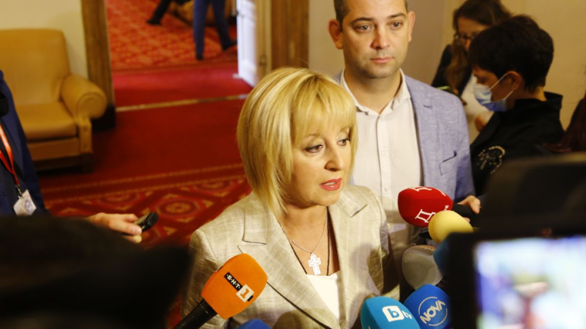 Манолова с ново 20 за третия мандат, прехвърли топката към ИТН