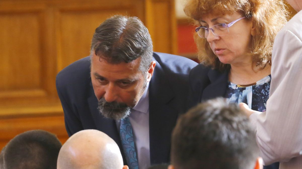 ИТН: Умоляваха ни да направим правителство, но странно, че... 
