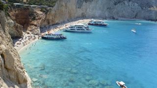 Търсите плаж с кристална вода? Има ги много близо до България СНИМКИ