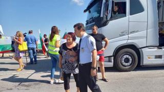 Протестите ескалираха: Две магистрали и изходът на Бургас са блокирани ВИДЕО