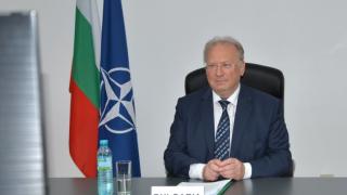 Министър Стоев заяви пред НАТО: Ще приемем афганистански бежанци 