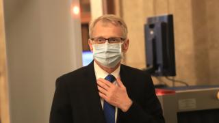 Министър от кръга “Агнешки главички” се оплете за разкритията на “Труд” - “Кроят обир по харвардски”