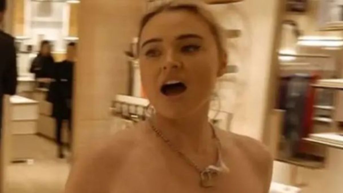 Млада жена нахлу полугола в бутик на Louis Vuitton ВИДЕО 18+
