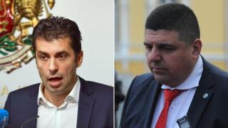 Кирил Петков и Ивайло Мирчев източват държавния резерв след ББР, бензинът скача до 3,50 лв