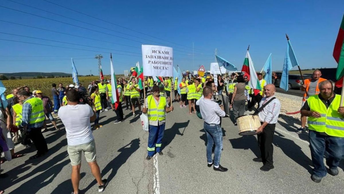 Пътни строители поискаха главата на шефа на АПИ заради хаоса в сектора