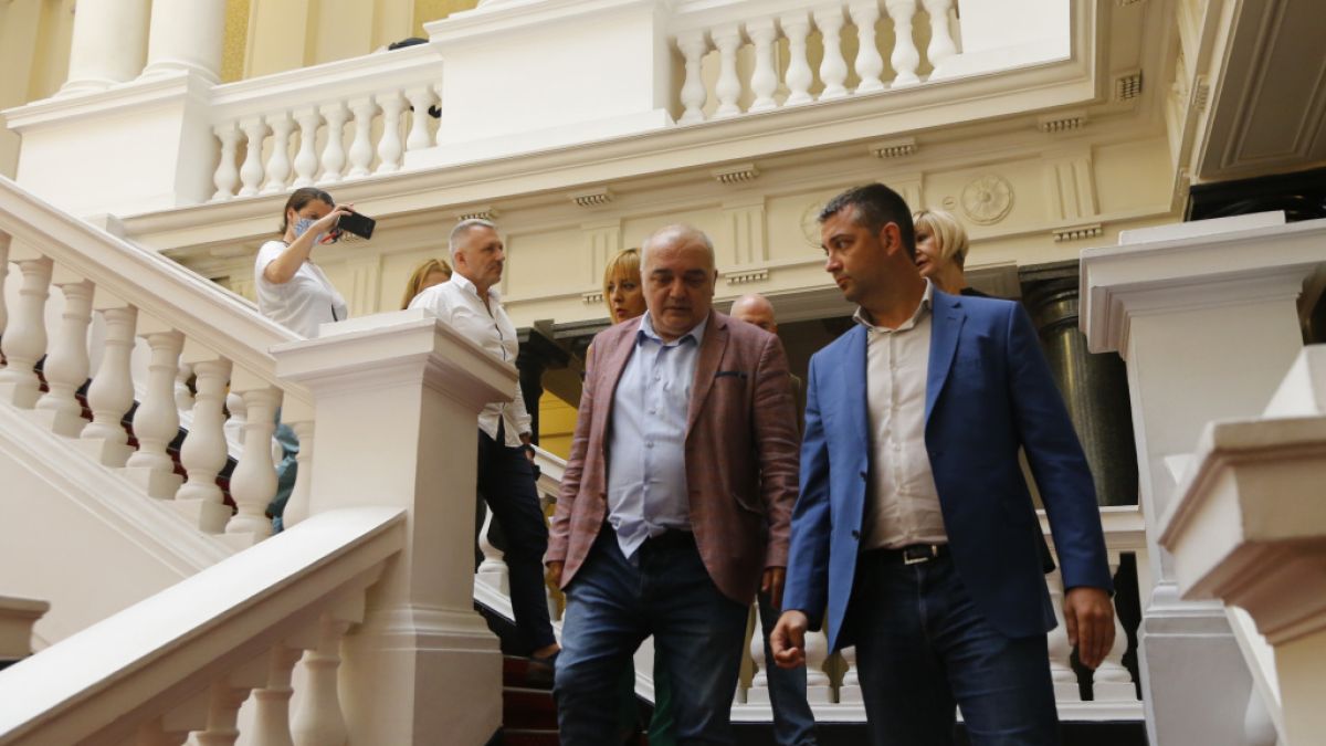 Бабикян с лоши новини за БСП, проговори и за тайните срещи на Слави с Манолова и Христо Иванов 