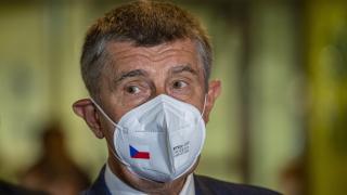 Чешкият премиер призова за приемане на България в Шенген заради мигрантите 