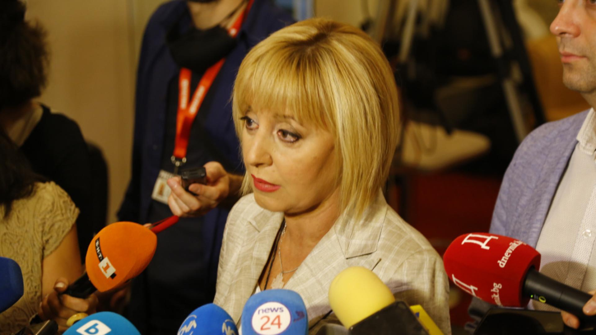 Манолова обясни има ли разнобой в коалицията за подкрепата на Радев 