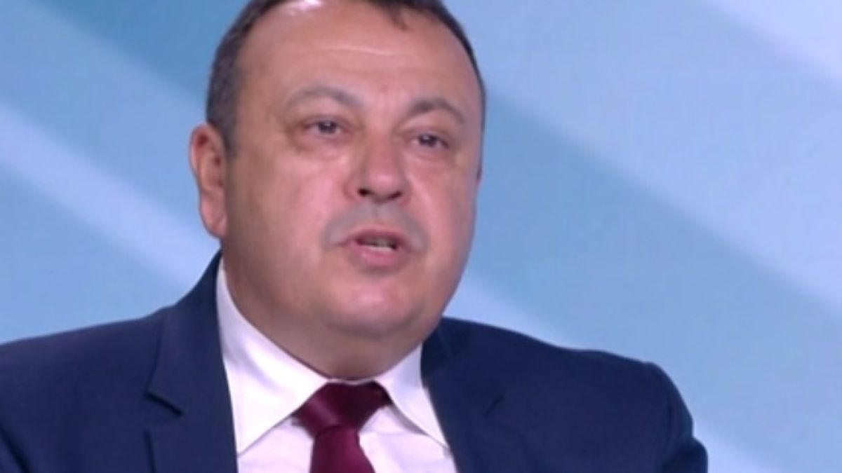 Хамид Хамид за златните паспорти: Кого закриля Кирил Петков