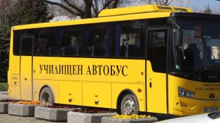 МОН измисли как ще превози ученици и учители за матурите! 