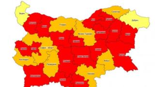 Аларма! Голям областен град пламна, вече е в критичната тъмночервена COVID зона