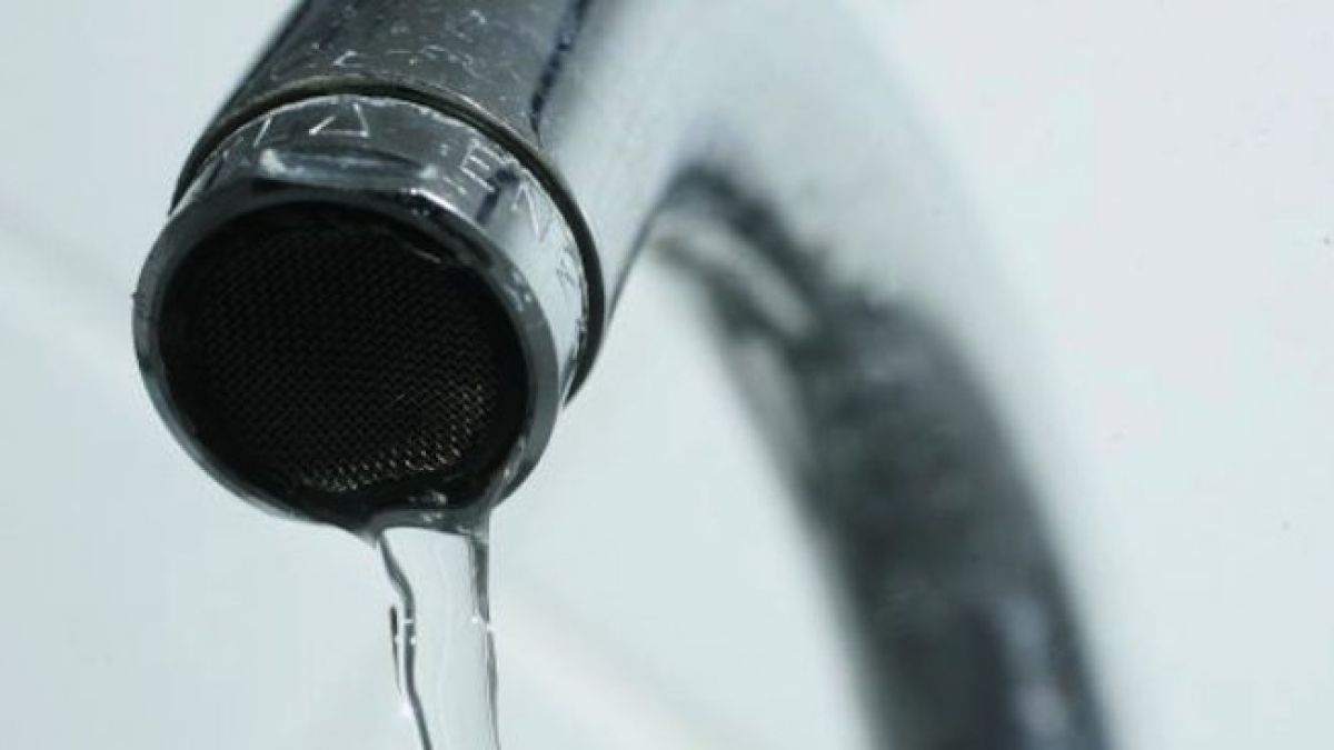 Заради кражби и течове: Вода за цял язовир губим по тръбите
