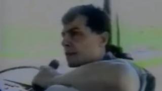 Политолог показа скандално ВИДЕО 18+ на Слави от 1993 г.