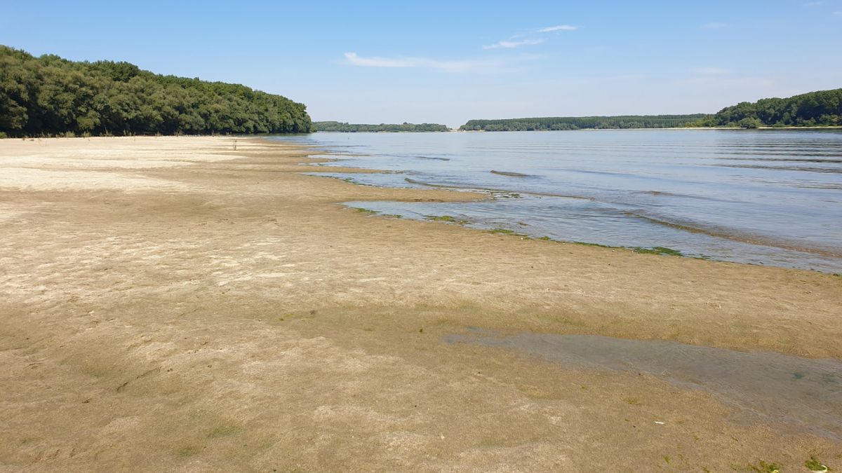 Уникални кадри от български остров, а морето е на близо 400 км от него!