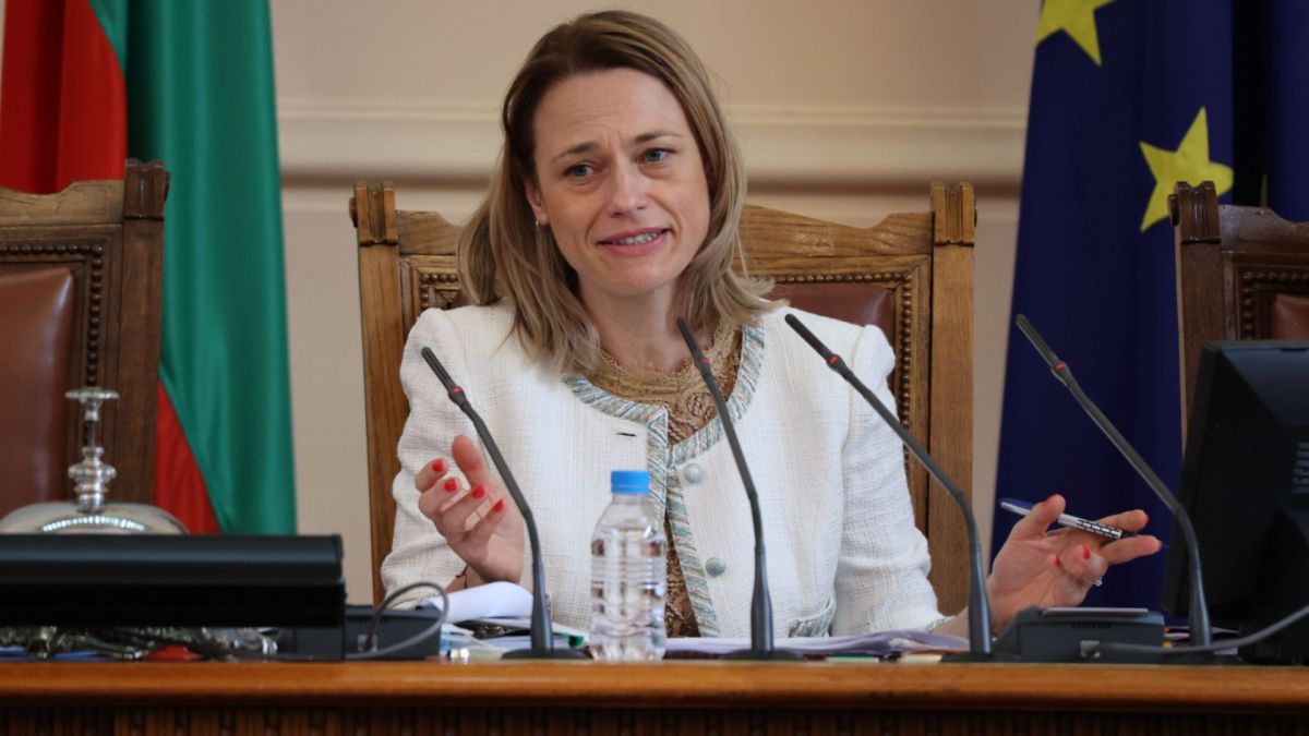 Ива Митева с конспирация около заканата да бъде убита 