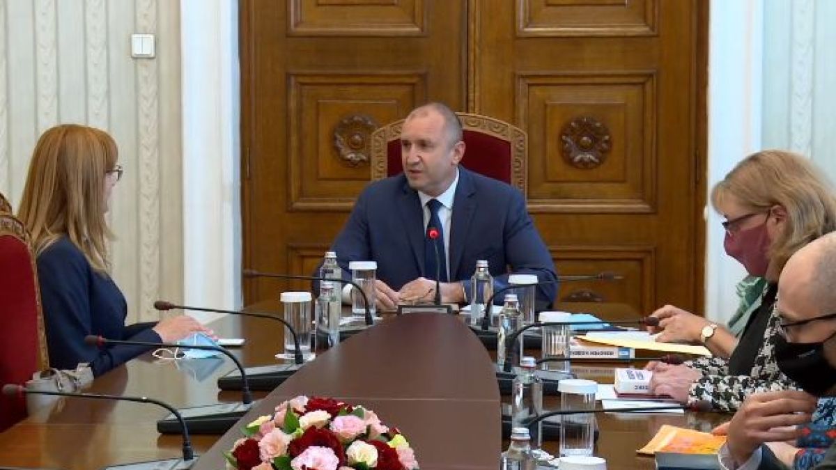 Радев най-сетне проговори кога ще разпусне парламента