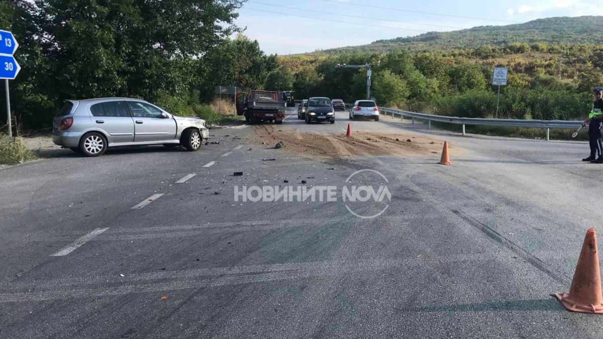 Тежко меле край Лясковец СНИМКИ