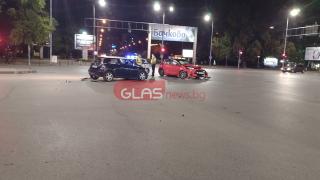 Адско меле посред нощ в Пловдив СНИМКИ