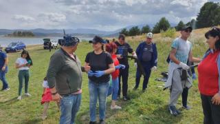 Нинова сложи ръкавици, запретна ръкави и... СНИМКИ 