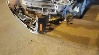 Зверско меле по тъмна доба в София, човек лежи на земята СНИМКИ 