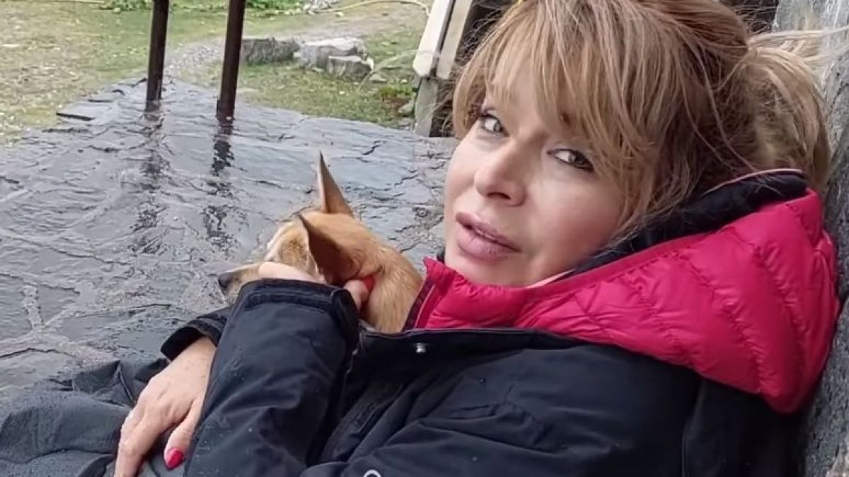 Кошмарна случка с Мира Добрева и мъже със златни ланци и анцузи в гората ВИДЕО 