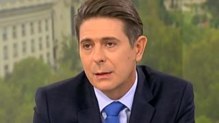 Виктор Николаев изригна: Трети ден питам, а МВР мълчи! 