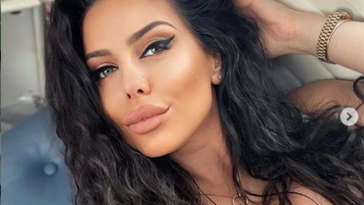 Мъжът на "Мисис България Вселена" Валери Стефанова я срази с това ВИДЕО