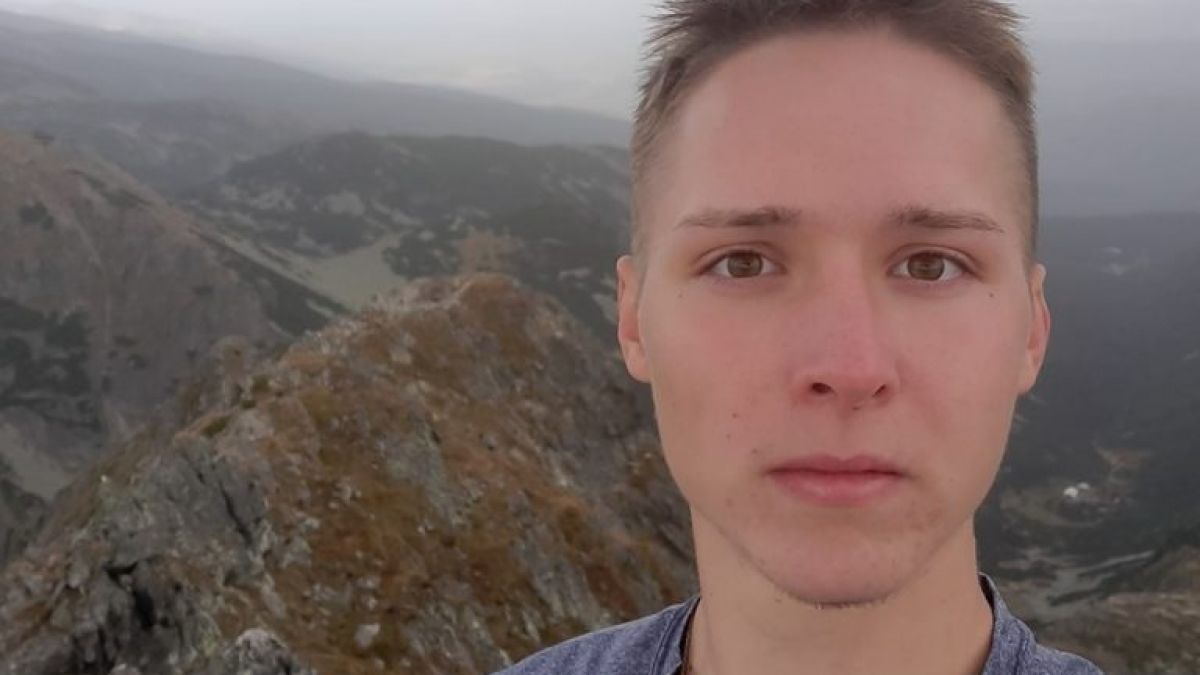 Братът на българина, заклал баща си и сестричката си в Ню Йорк, с кошмарни разкрития