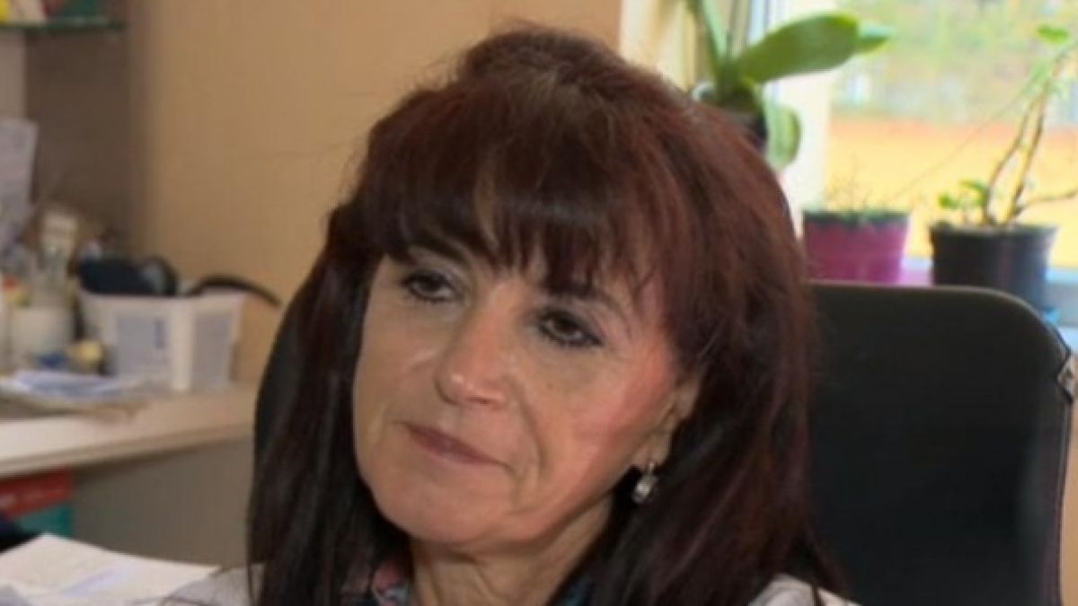 Д-р Куин от Пловдивско скри шапката на всички, ето как убеждава, че ваксините не чипират хора