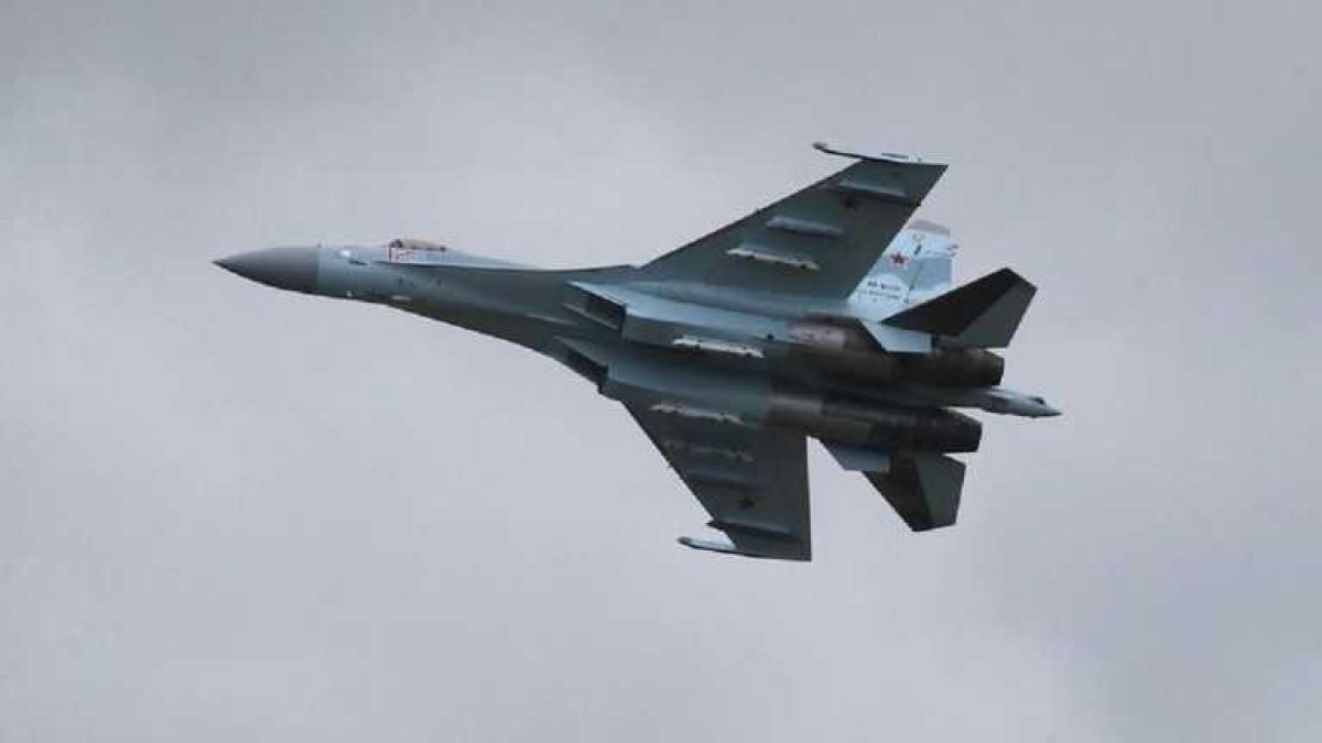 Напрежение в небето! Русия вдигна по тревога три изтребителя заради US бомбардировач 