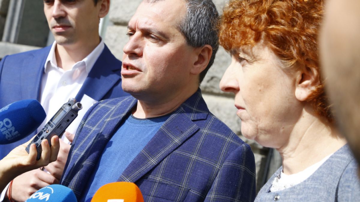 Тошко Йорданов беснее! Разкри какви ги вършат Петков и Бориславова