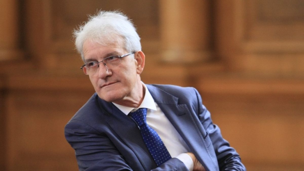 ДПС обсъжда сензационен вариант за кандидат за президент СНИМКА