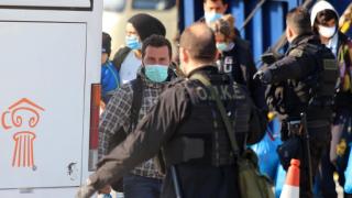 Гърците вече не издържат, ето какво ще се случи през октомври заради К-19