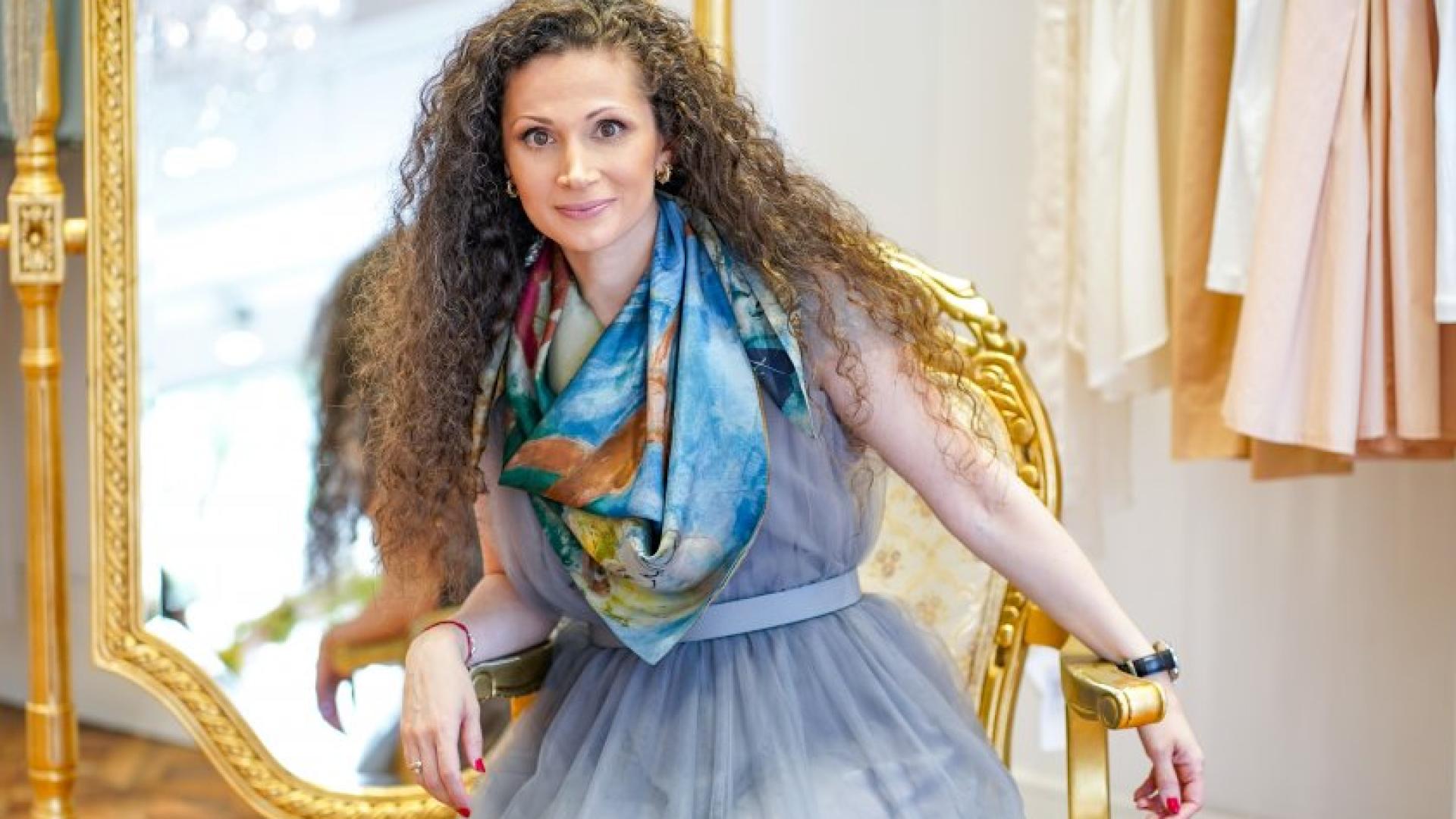 Знакова водеща на БНТ номинирана за "Жена на годината" СНИМКИ 