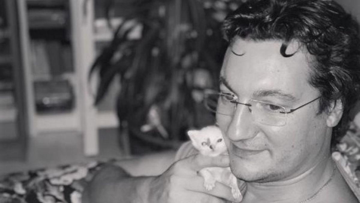 Ще паднете: Един от асовете на БСП разкри с кого гледа телевизия СНИМКА
