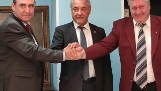 Политическата бомба: Патриотичният фронт се завръща, но в друг формат!