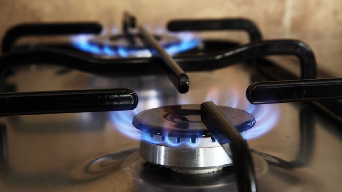 Така се прави: Френското правителство замразява цените на газа до април