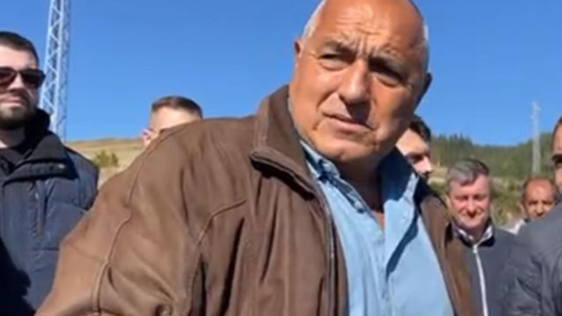 Борисов с култово признание за „под полите“ и торбите ВИДЕО 