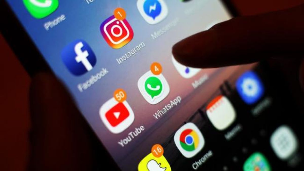 Facebook назова причината за мащабния срив на най-големите социални мрежи